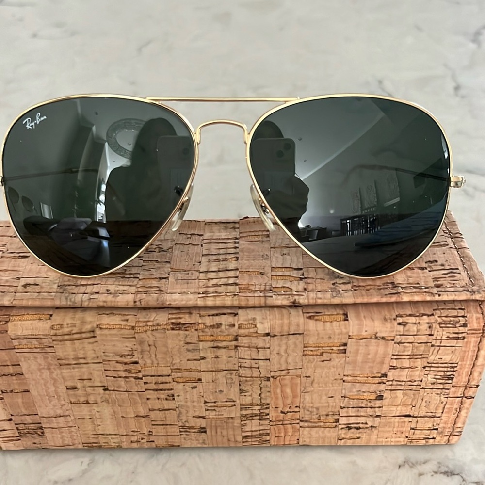 Ray Ban Aviator sunglasses